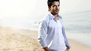 Manit Joura SURPRISES with his Rapping Skills.. Thumbnail