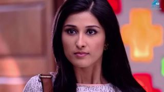 Pooja to SLAP Rahul who stirs a fight with Naren on 'Piyaa Albela'