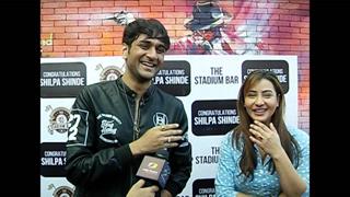 Vikas Gupta's OVERWHELMING gesture for 'Bigg Boss Season 11' winner Shilpa Shinde Thumbnail