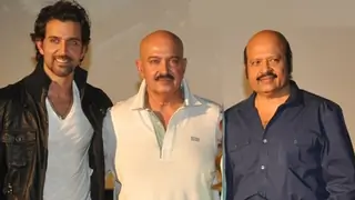 Hrithik Roshan REVEALS that he is BIGGEST FAN of none other than... Thumbnail