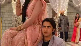 When Rohit Suchanti carried Tejasswi Prakash on his shoulders! Thumbnail