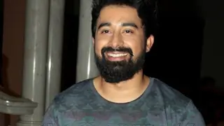 "Parenthood is about perfecting the balancing act," says Rannvijay Singha Thumbnail