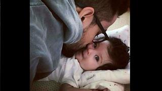 Photo: Dad Kunal Kemmu kissing daughter Inaaya is all about 'Cuteness'