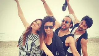 Rithvik Dhanjani - Asha Negi and Karan Wahi join Ravi Dubey and Sargun Mehta in Bangkok! Thumbnail