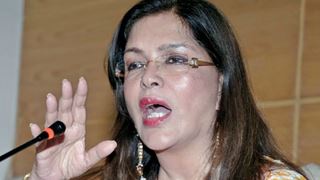 Veteran Actress Zeenat Aman Files Molestation Case against Businessman