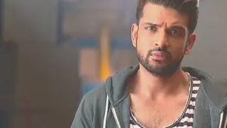 Karan Kundrra REFUSES to interact with the media! Thumbnail