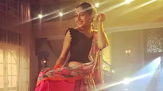 Surbhi Chandna applauded for her new look in Ishqbaaaz! Thumbnail