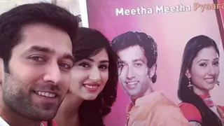 Nakuul Mehta and Disha Parmar engage in an interesting conversation over #NoteToSelf on Twitter Thumbnail