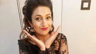 #SahiHai: Divyanka Tripathi's #GoodTouchBadTouch scene in 'Yeh Hai Mohabbatein' is Revolutionary Thumbnail