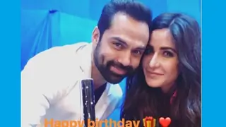 Reunion of Katrina Kaif and Abhay Deol on the sets of Zero Thumbnail