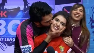 Charu Asopa accuses EX Neeraj Malviya of 'hugging & kissing' her for footage Thumbnail