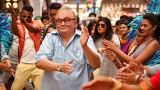 Rishi Kapoor Croons For The First Time In 102 Not Out! Thumbnail