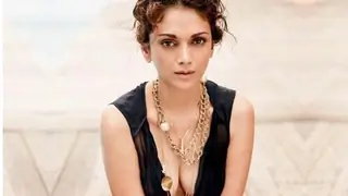 Aditi Rao Hydari adds another Feather to her Hat Thumbnail