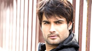 This RARE image from Vivian Dsena will make your day