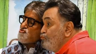 Amitabh Bachchan TEACHING Rishi Kapoor to POUT is the CUTEST thing Thumbnail