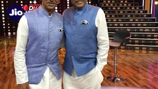 Spot the difference! Sunil Grover plays a convincing Kapil Dev on Jio Dhan Dhana Dhan Thumbnail
