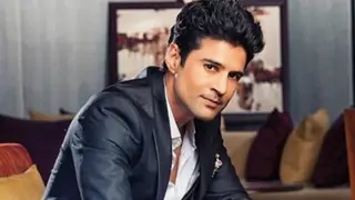 Divyanka Tripathi-Vevek Dahiya, Rohit-Ronit Roy Confirmed as Guests on JuzzBaatt Thumbnail