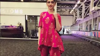 #Stylebuzz: We Are Crushing On Sanjeeda Shaikh's Unique Dresses