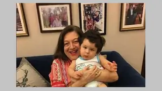 Don't Miss: Little Taimur's UNSEEN and CUTEST picture with Nani Babita Thumbnail