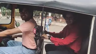 Randeep Rai tries his hand at something UNUSUAL on the sets of 'Yeh Un Dinon..' Thumbnail