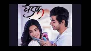 Dhadak Poster: Ishaan - Janhvi INDULGE in a 'Colourful Romance' Thumbnail
