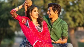 Janhvi is NERVOUS, STRESSED: Creates her OWN Dhadak Poster Thumbnail