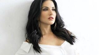 Sunny Leone against animal testing for her cosmetics brand Thumbnail