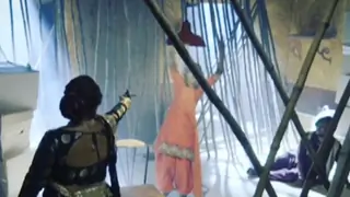 This actress was the recipient of an ULTIMATE FAN gesture Thumbnail