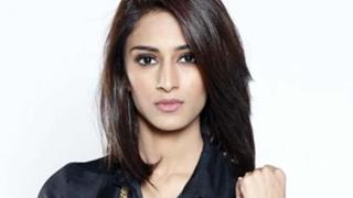 Guess which Ekta Kapoor show got Erica Fernandes totally HOOKED to it? Thumbnail