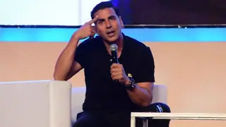 Didn't produce 'Chumbak' to earn money: Akshay Kumar Thumbnail