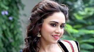 Amruta Khanvilkar : Digital platforms allow liberty for actors too Thumbnail