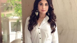 #Stylebuzz: Kritika Kamra gives some major stylespiration with her promotional looks for 'Mitron'