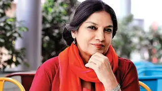 Shabana wants to get rid of dependence on mobile phone Thumbnail