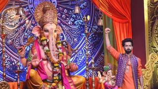 Nakuul Mehta plays the lezim for Star Plus' Ganesh Utsav for the first time! Thumbnail