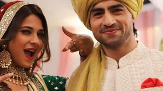 And it's celebration time for the cast and crew of 'Bepannaah' Thumbnail