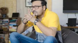 Sachin Parikh turns producer and host for a chat show Thumbnail