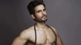 After Hina Khan and Vatsal-Ishita, Karan Tacker to perform in Bepannah! Thumbnail