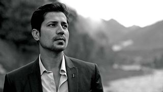 WOAH! It is a Negative Role next for actor Sumeet Vyas in Mouni-Roy-Rajkummar Raos next! Thumbnail