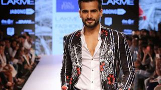 #Stylebuzz: Watch Out For Karan Tacker Taking Over Manish Malhotra's Runway In Style....