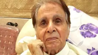 Dilip Kumar may be discharged on Thursday thumbnail