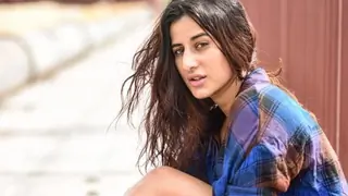 Saloni Chopra's #MeToo confession; three big names of the industry EXPOSED! Thumbnail