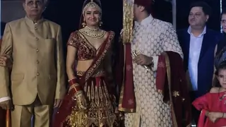 And Heres Looking At Who Attended Prince Narula and Yuvika Chaudhary's wedding! Thumbnail