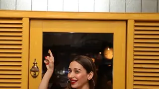 WOAH! After Naagin 3 Heli Daruwala gets busy with... Thumbnail