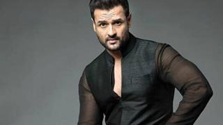 Rohit Roy to play an army officer in his next...