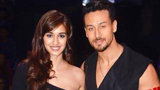 Tiger Shroff is Disha Patani's HERO as he came to RESCUE her! Thumbnail