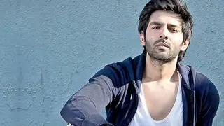 Always dreamt of walking the ramp for Manish Malhotra: Kartik Aaryan Thumbnail