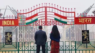 Salman Khan shares a glimpse of Bharat from Wagah Border Thumbnail