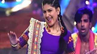 Stampede at Bigg Boss 11 contestant Sapna Choudhary's dance show in Bihar Thumbnail