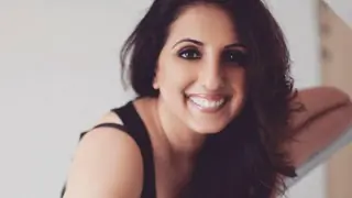 Munisha Khatwani returns to Television after a decade.. thumbnail