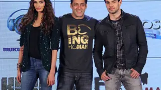 Salman Khan will LAUNCH Sooraj Pancholi and Athiya Shetty once AGAIN? Thumbnail